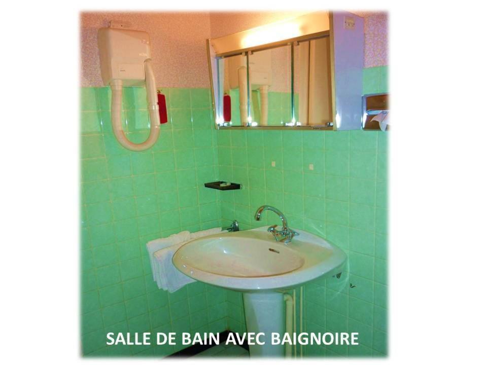 La Darentasia La Lechere Room photo